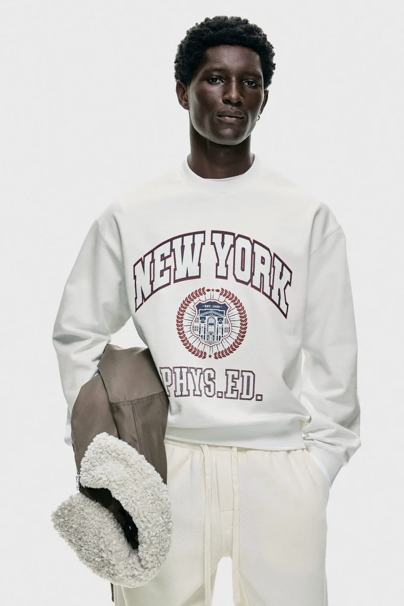 اتش اند ام سويت شيرت بقصّة واسعة